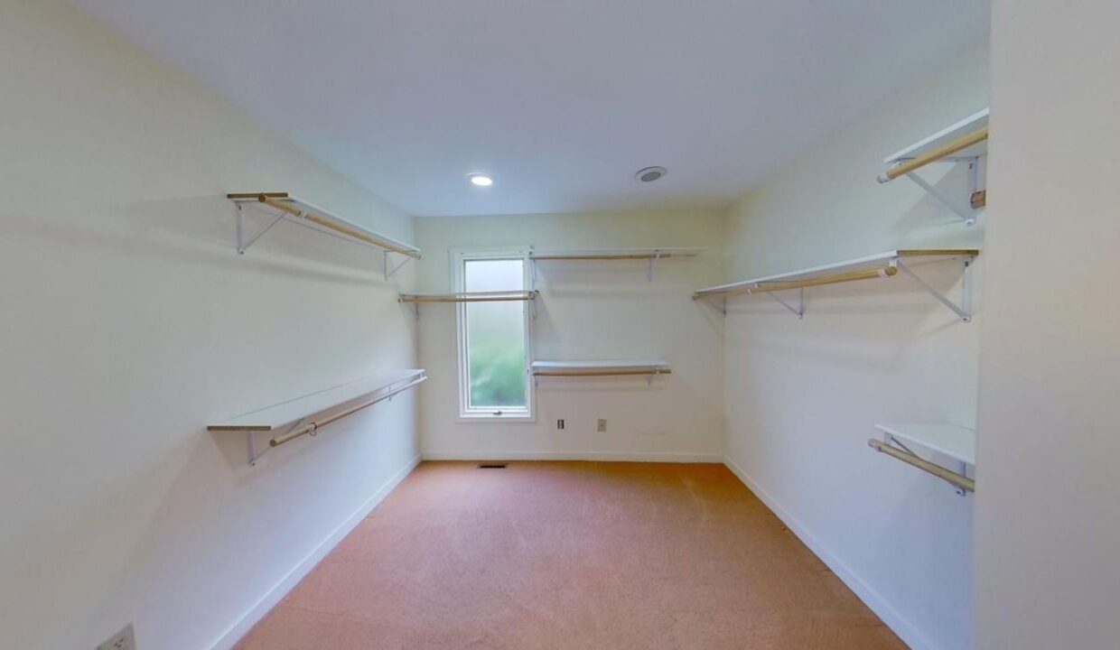 2323-Ridgefield-Dr-Chapel-Hill-NC-27517-45