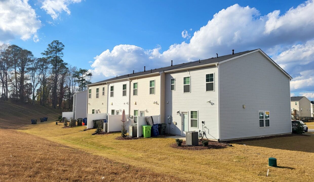 2466-Tonoloway-Dr-Raleigh-NC-27610-40