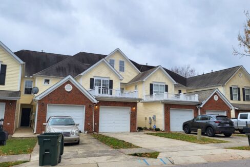 2608-Vega-Ct-Raleigh-NC-27614-25