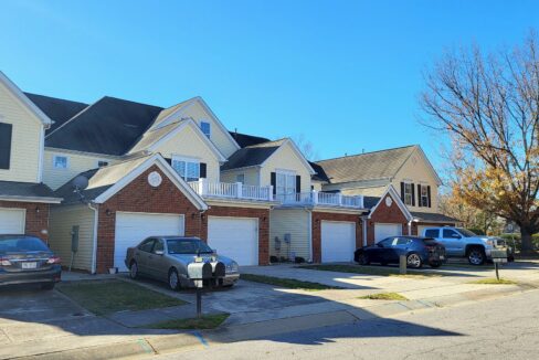 2608-Vega-Ct-Raleigh-NC-27614-29