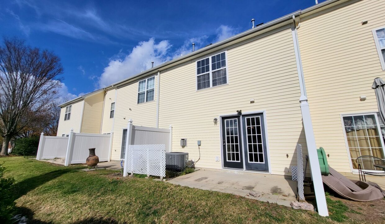 2608-Vega-Ct-Raleigh-NC-27614-32