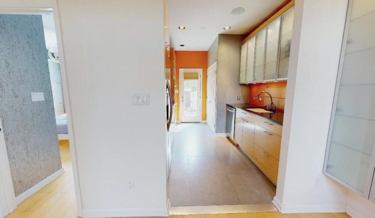 2708-Dilworth-Heights-Ln-Charlotte-NC-28209-15