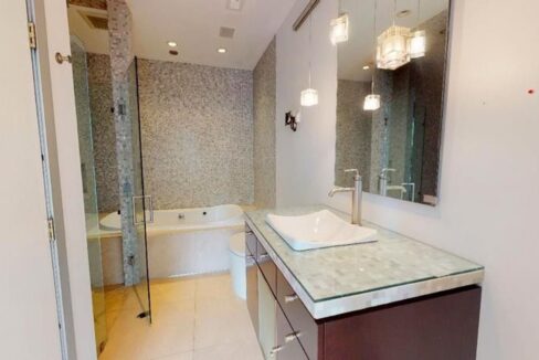 2708-Dilworth-Heights-Ln-Charlotte-NC-28209-25