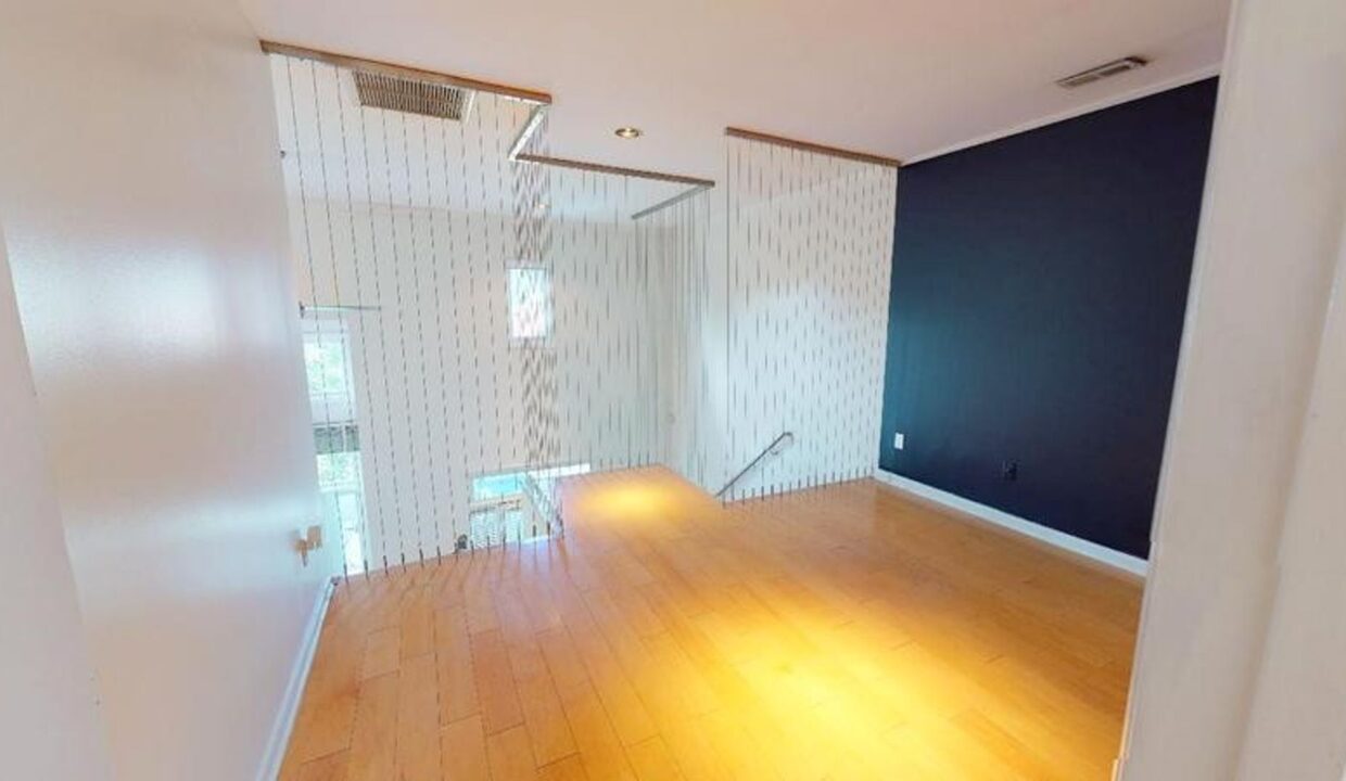 2708-Dilworth-Heights-Ln-Charlotte-NC-28209-35