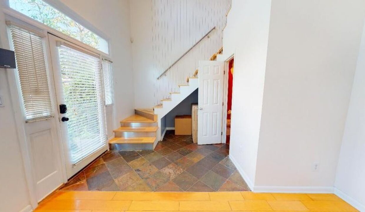 2708-Dilworth-Heights-Ln-Charlotte-NC-28209-4