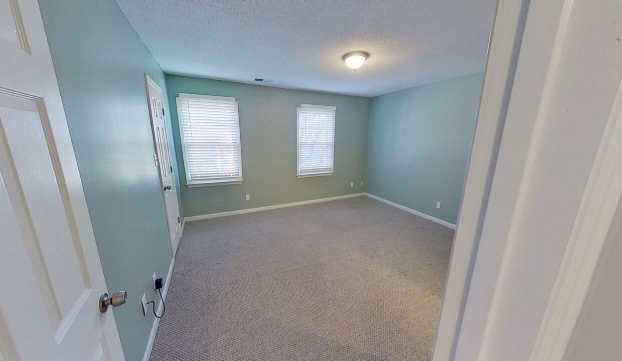 3781-Greens-Crossing-Greensboro-NC-27410-16