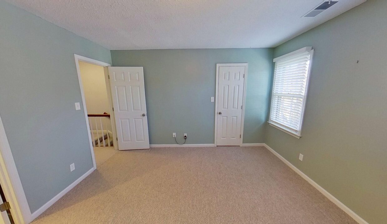 3781-Greens-Crossing-Greensboro-NC-27410-19