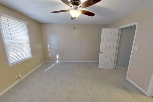 3781-Greens-Crossing-Greensboro-NC-27410-21