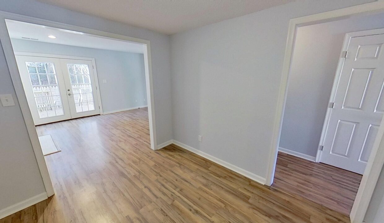 3781-Greens-Crossing-Greensboro-NC-27410-31