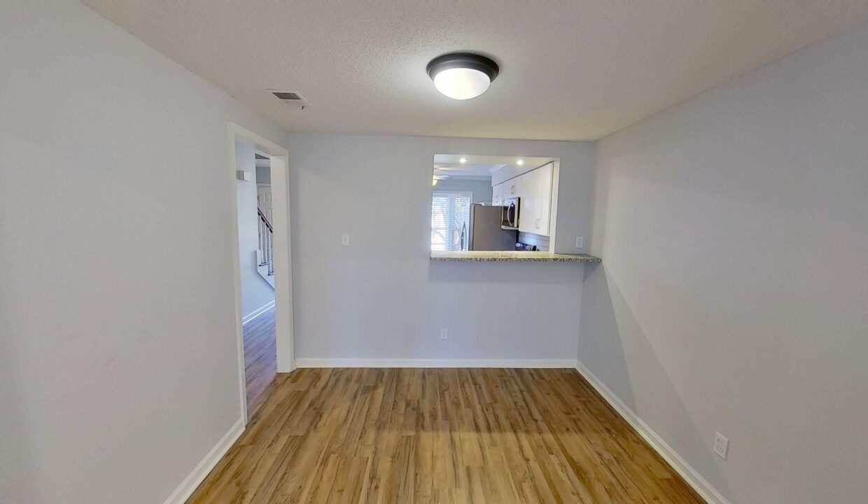 3781-Greens-Crossing-Greensboro-NC-27410-32