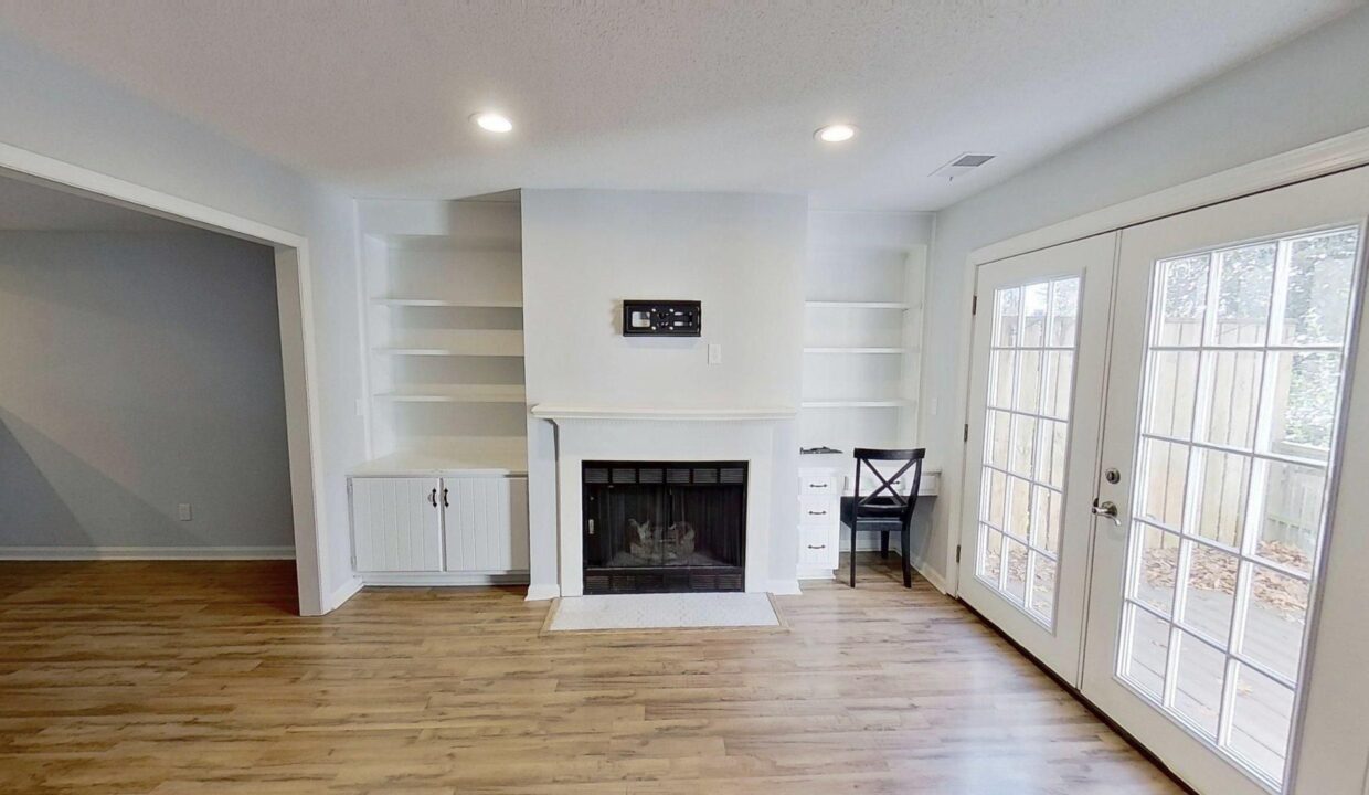 3781-Greens-Crossing-Greensboro-NC-27410-5