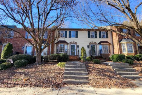 3781-Greens-Crossing-Greensboro-NC-27410-8