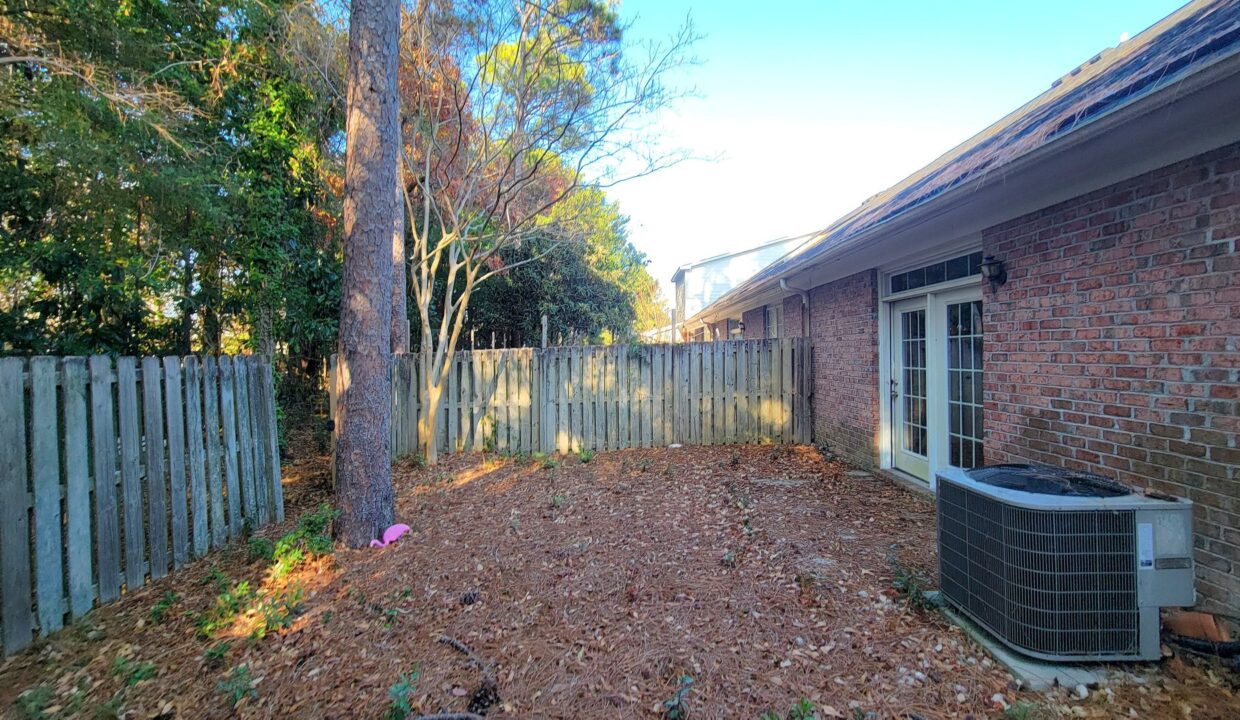 5006-Carleton-Dr-11-Wilmington-NC-28403-14