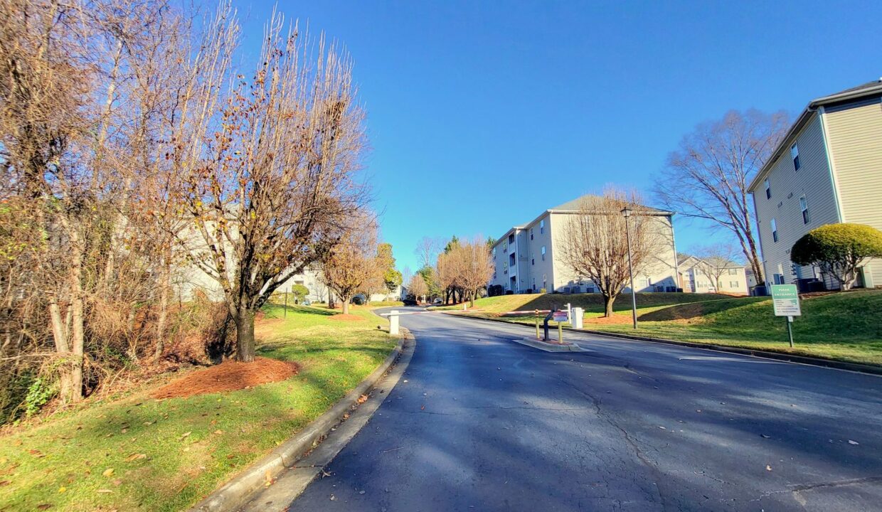 534-Timberline-Ridge-Ln-Winston-Salem-NC-27106-10