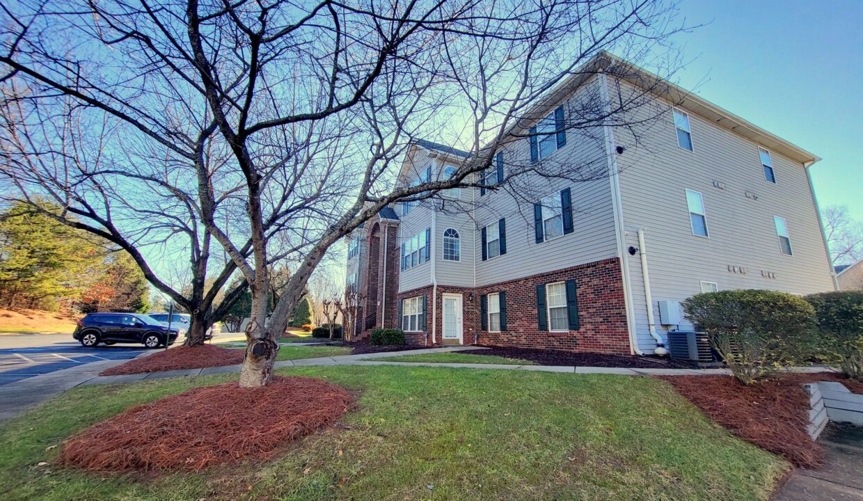 534-Timberline-Ridge-Ln-Winston-Salem-NC-27106-23