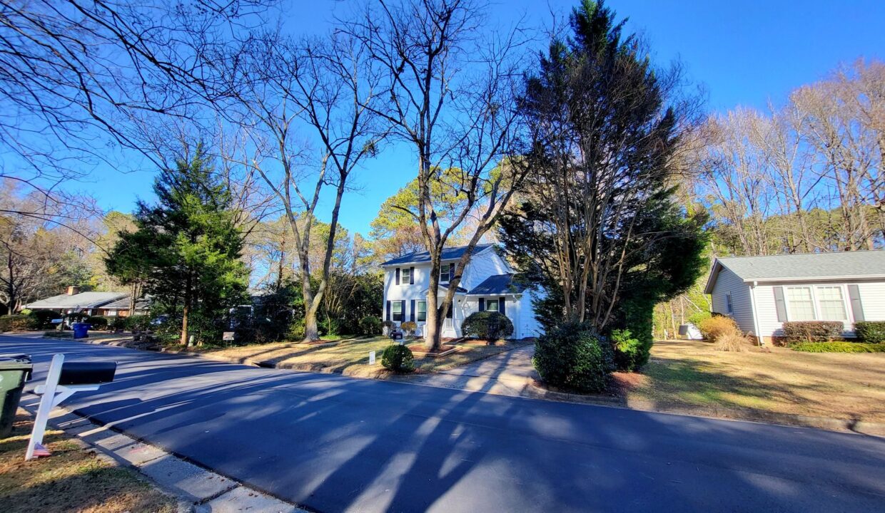 6017-Whittier-Dr-Raleigh-NC-27609-11