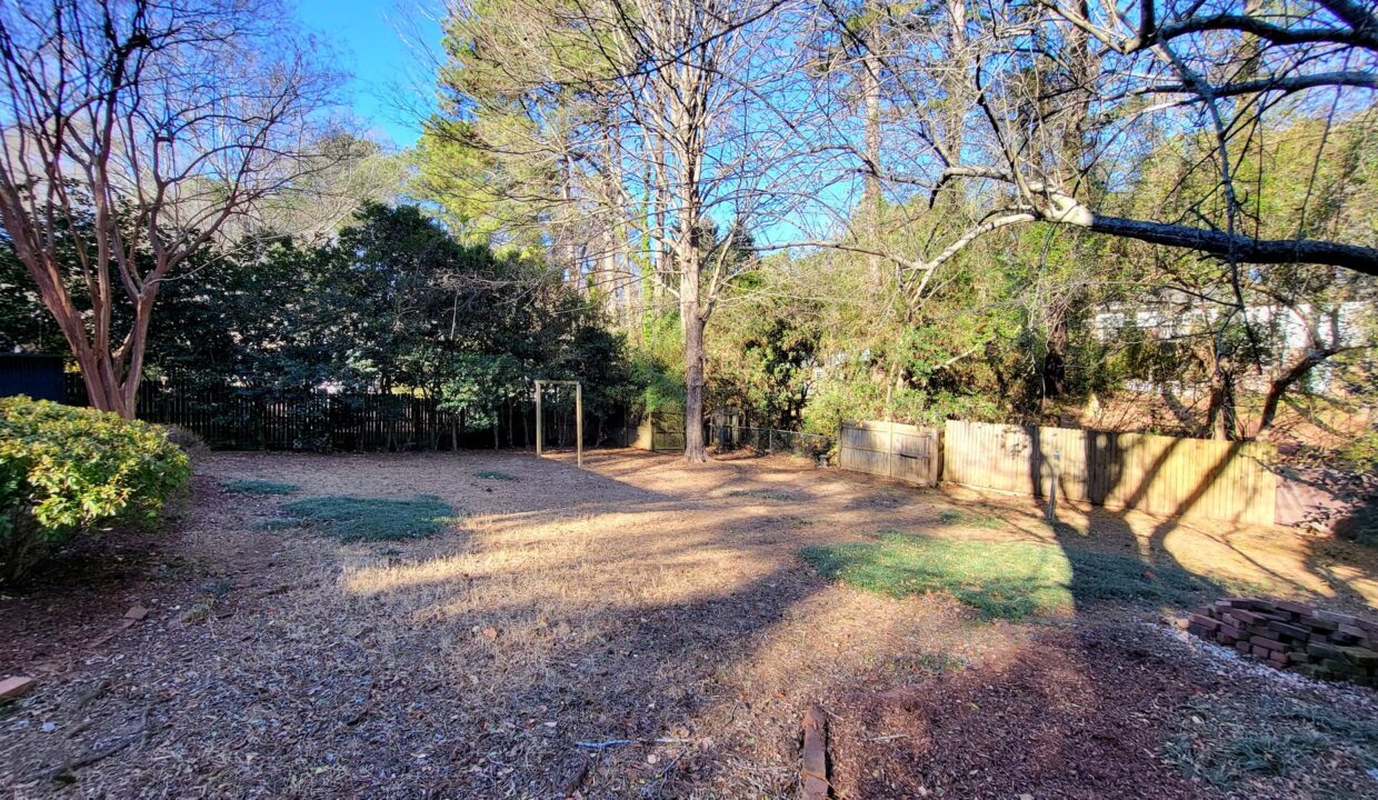 6017-Whittier-Dr-Raleigh-NC-27609-17