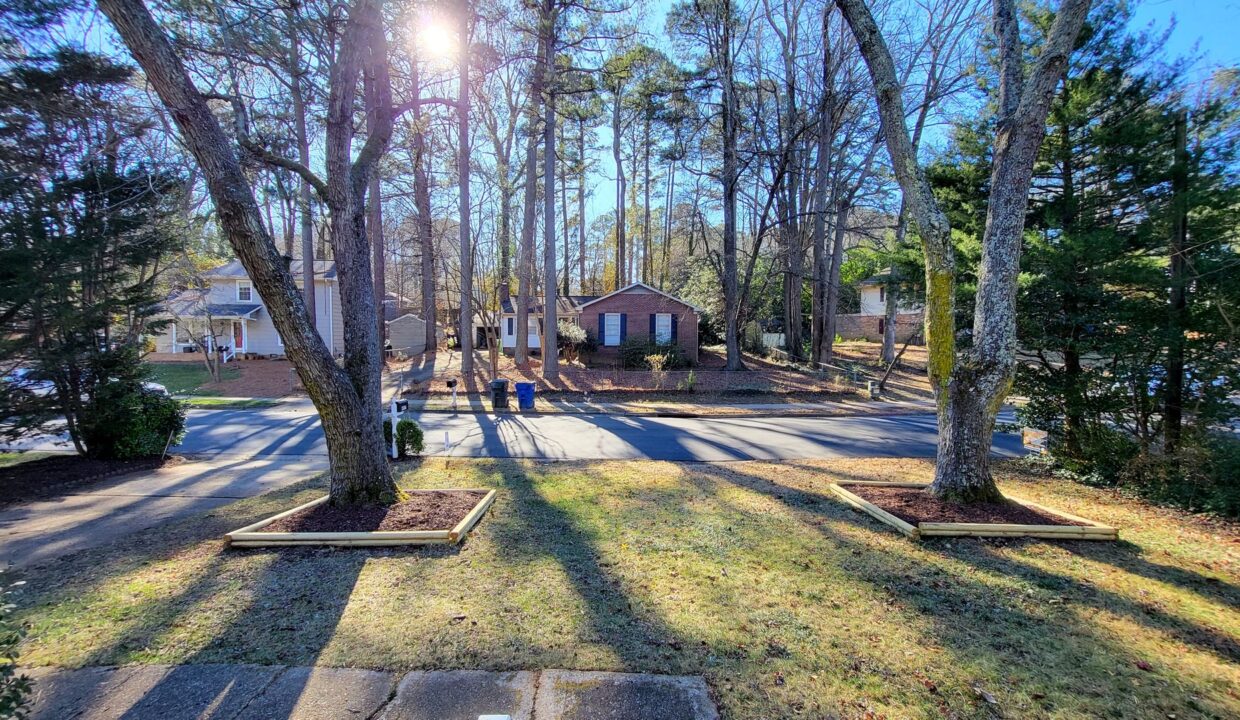 6017-Whittier-Dr-Raleigh-NC-27609-23