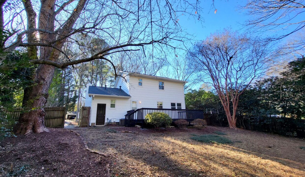 6017-Whittier-Dr-Raleigh-NC-27609-25