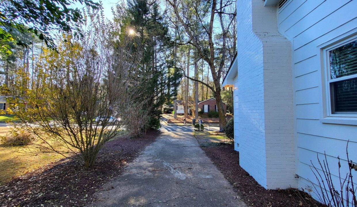 6017-Whittier-Dr-Raleigh-NC-27609-33