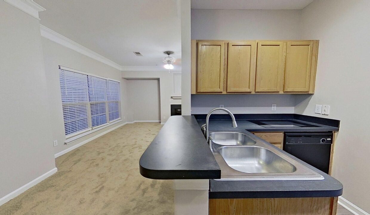 6525-Quaterbridge-Ln-Charlotte-NC-28262-11