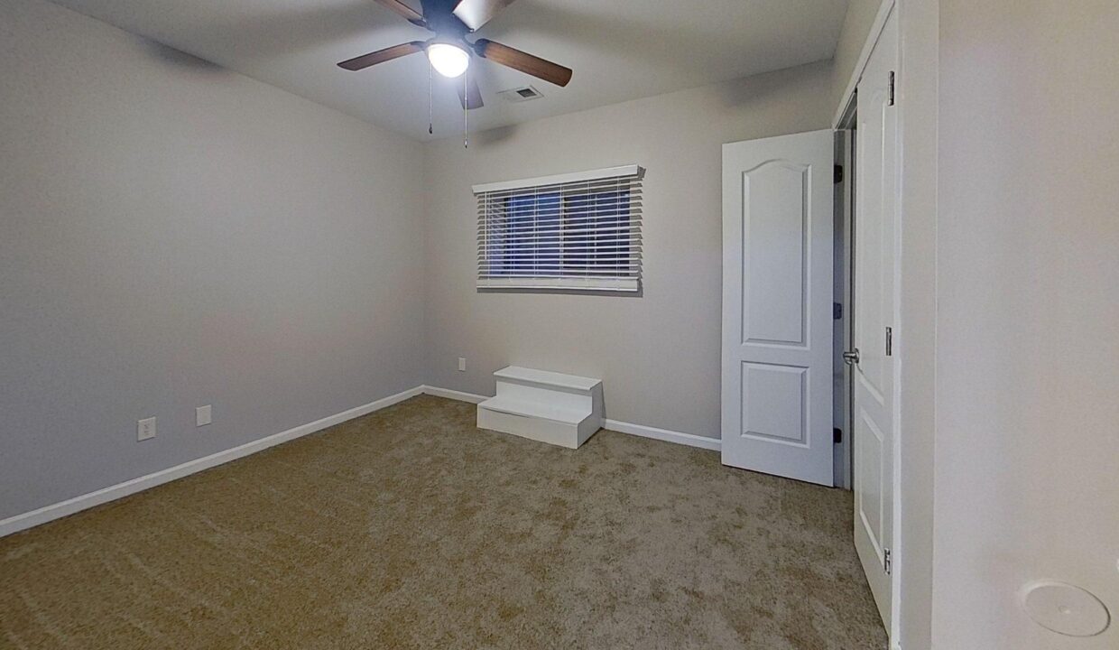 6525-Quaterbridge-Ln-Charlotte-NC-28262-18