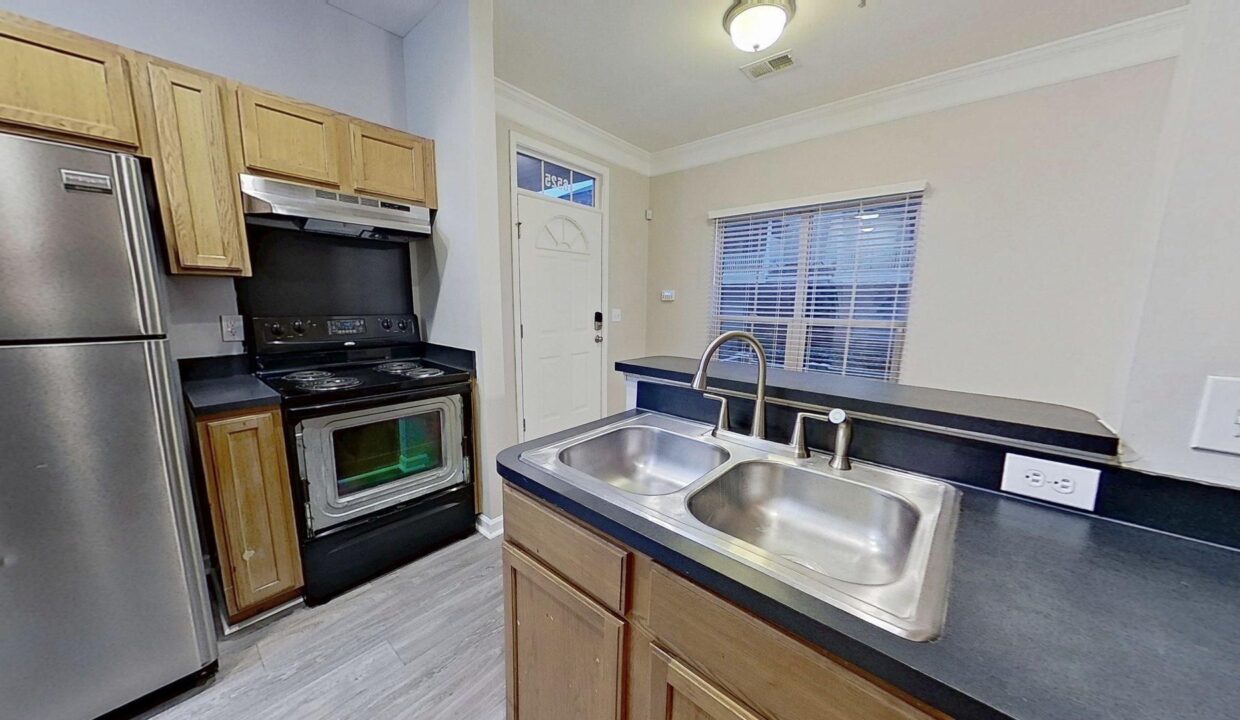 6525-Quaterbridge-Ln-Charlotte-NC-28262-3