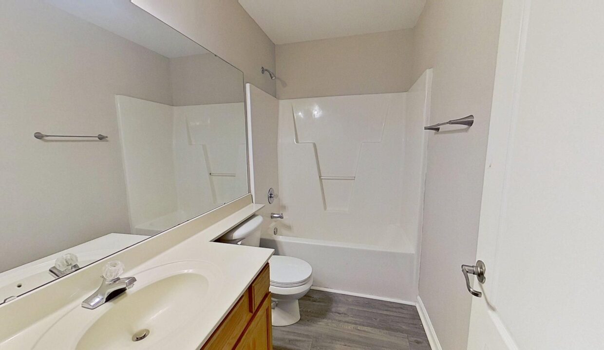 6525-Quaterbridge-Ln-Charlotte-NC-28262-6