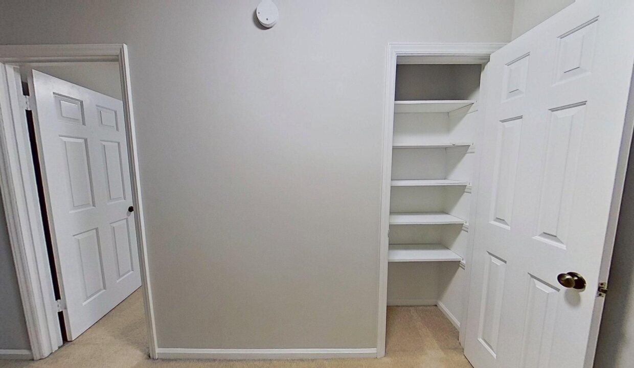 6733-Constitution-Ln-Charlotte-NC-28210-12