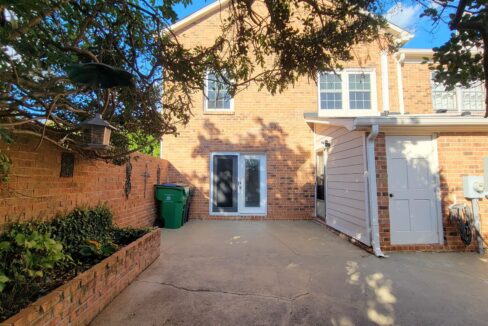 6733-Constitution-Ln-Charlotte-NC-28210-13