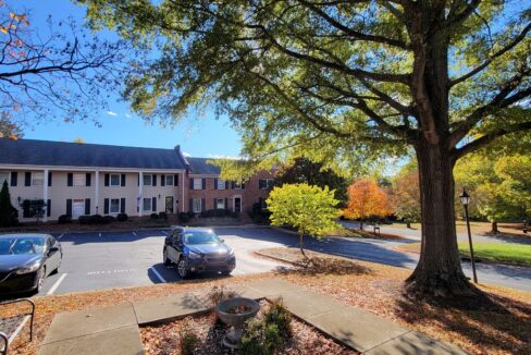 6733-Constitution-Ln-Charlotte-NC-28210-21