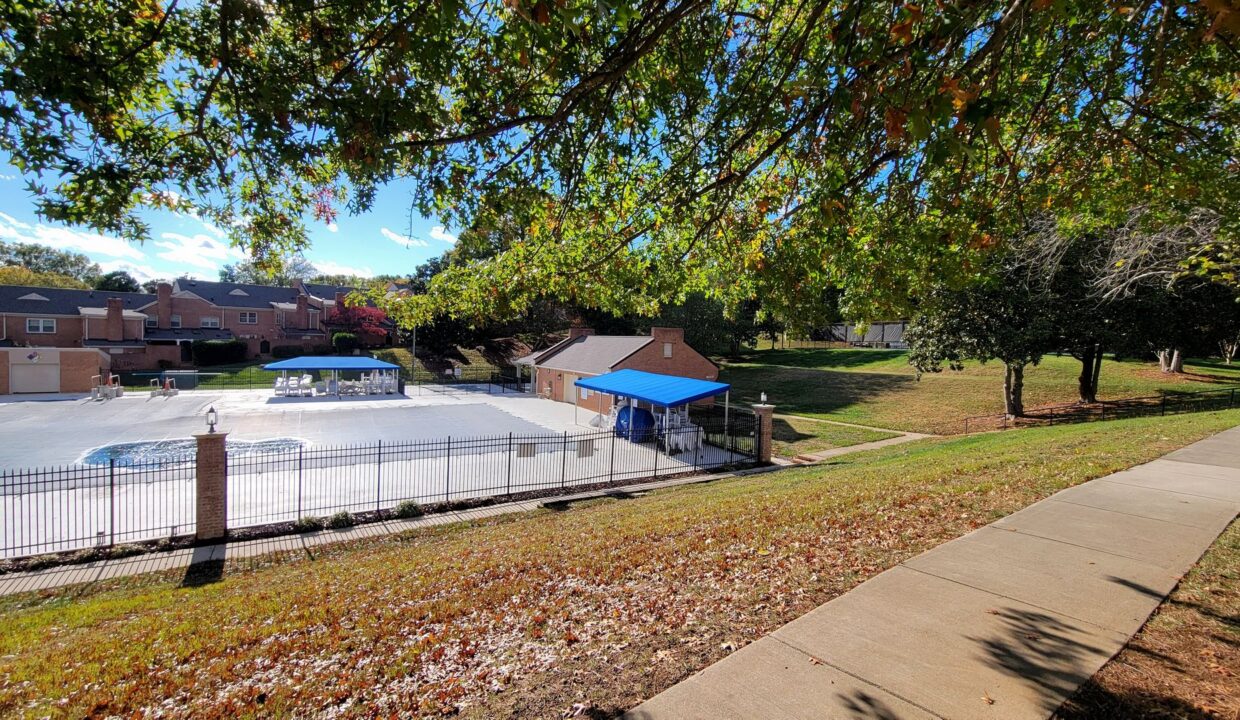 6733-Constitution-Ln-Charlotte-NC-28210-27