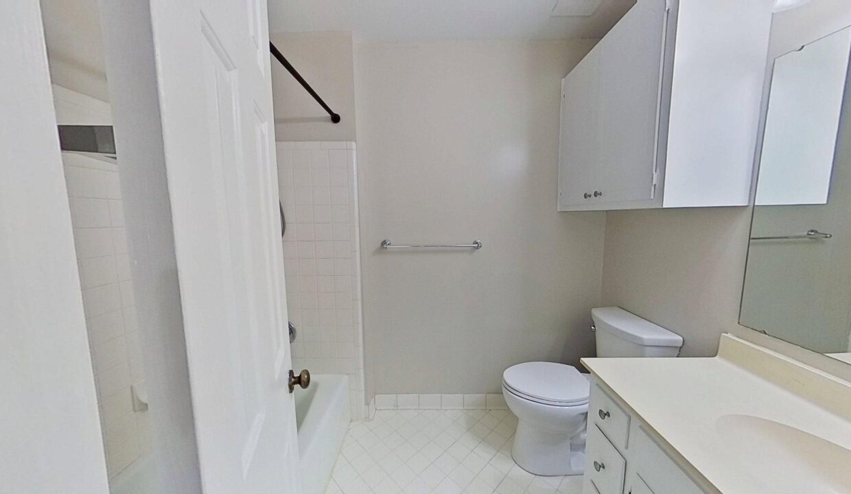 6733-Constitution-Ln-Charlotte-NC-28210-28