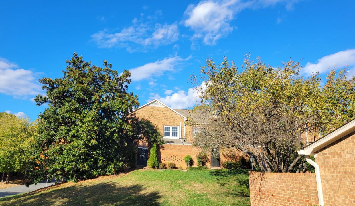 6733-Constitution-Ln-Charlotte-NC-28210-39