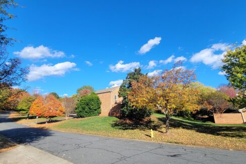 6733-Constitution-Ln-Charlotte-NC-28210-43