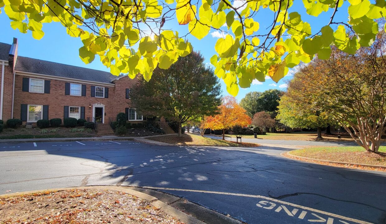 6733-Constitution-Ln-Charlotte-NC-28210-5