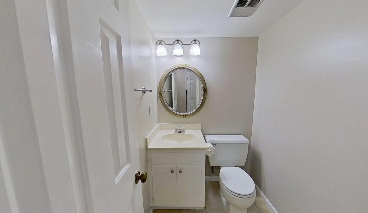 6733-Constitution-Ln-Charlotte-NC-28210-6