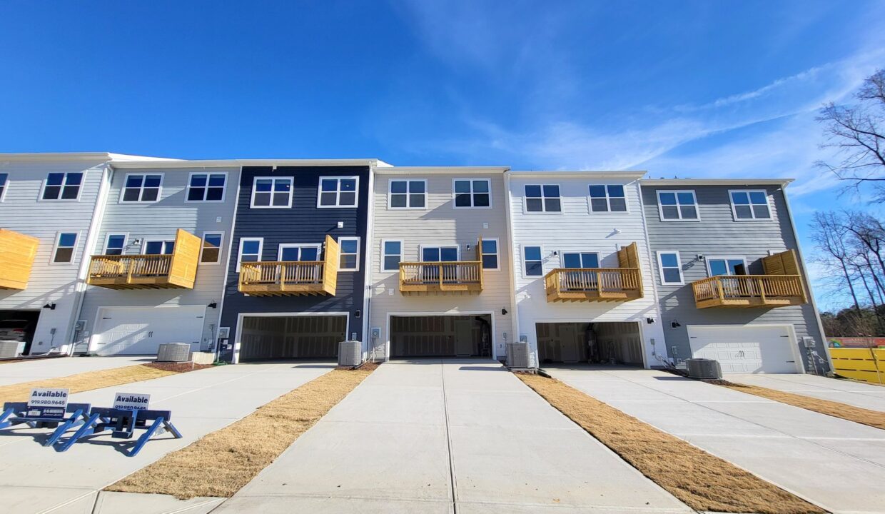 720-Lucky-Clover-Way-Fuquay-Varina-NC-27526-17