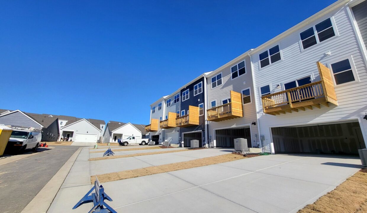 720-Lucky-Clover-Way-Fuquay-Varina-NC-27526-19