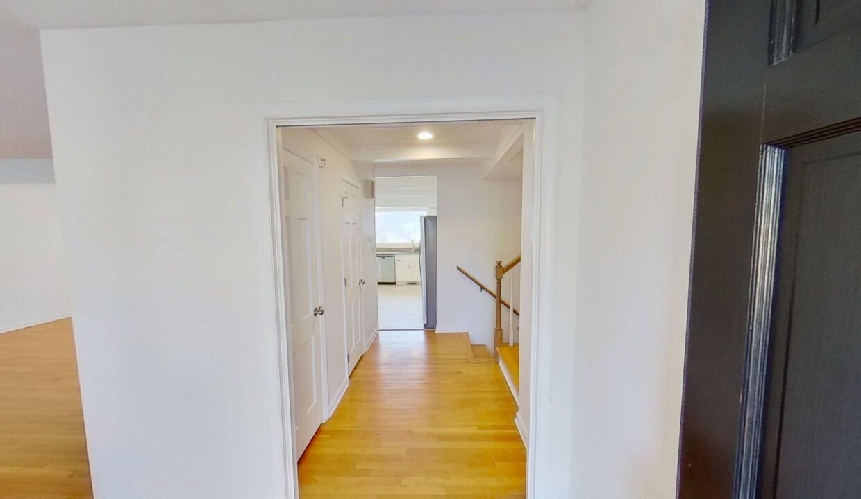 1020-Wofford-Ln-Raleigh-NC-27609-15