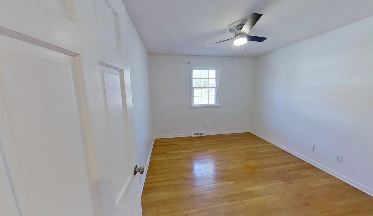 1020-Wofford-Ln-Raleigh-NC-27609-19