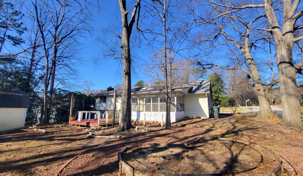 1020-Wofford-Ln-Raleigh-NC-27609-28