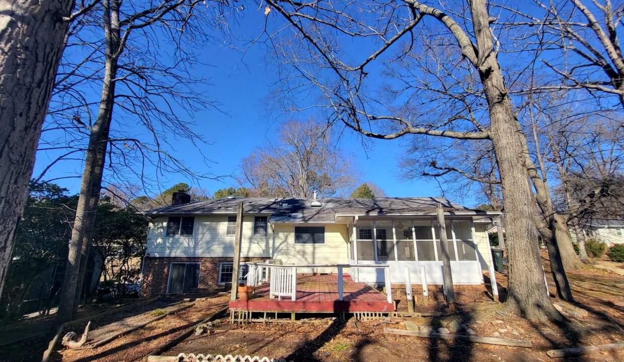 1020-Wofford-Ln-Raleigh-NC-27609-3