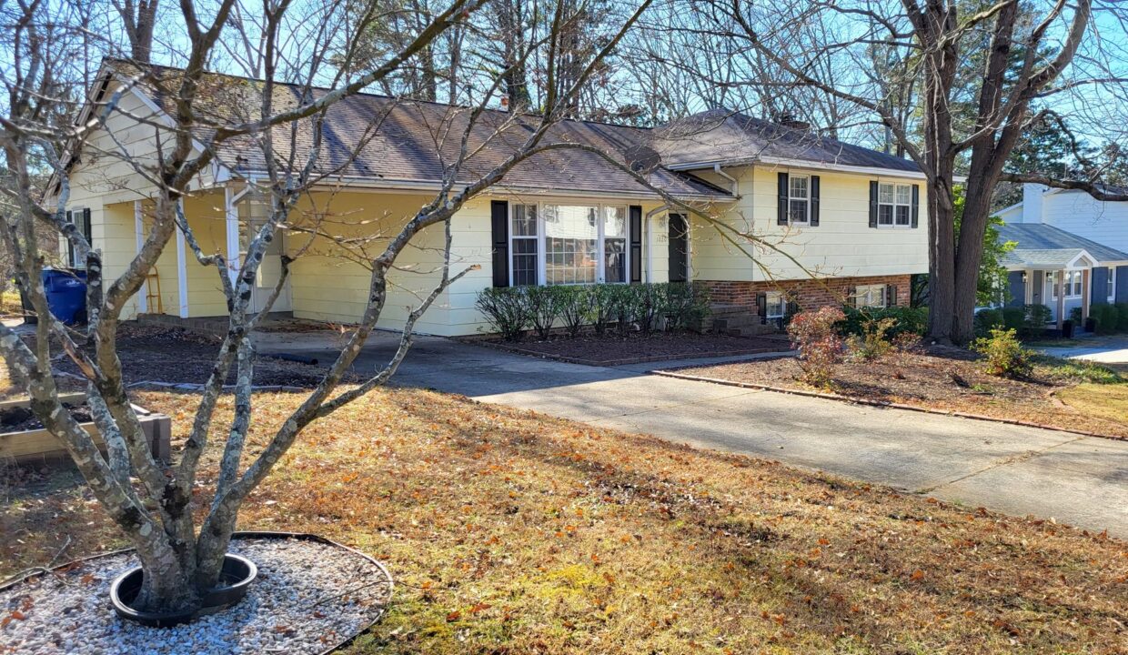 1020-Wofford-Ln-Raleigh-NC-27609-5