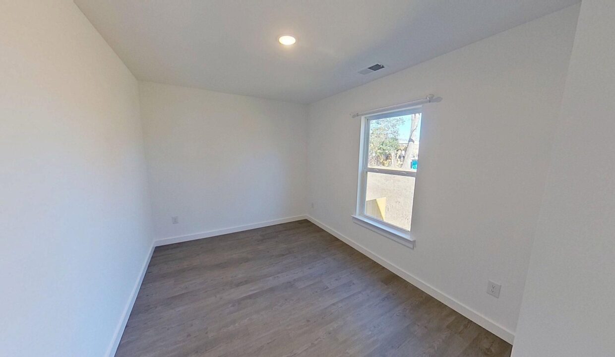 14-Catawba-Ave-A-Greenville-SC-29611-25