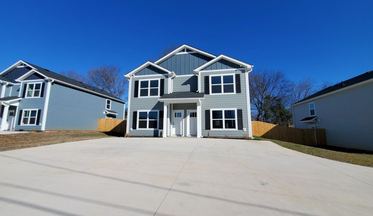 14-Catawba-Ave-B-Greenville-SC-29611-11