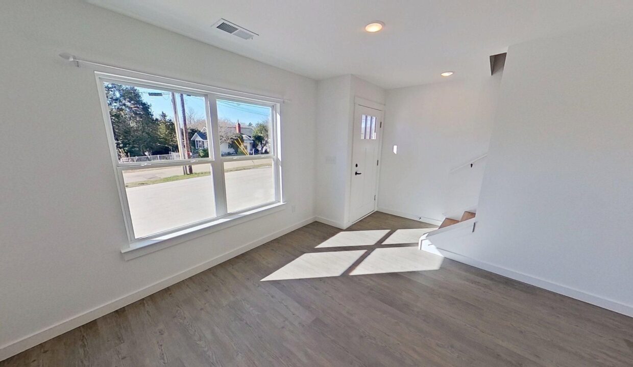 14-Catawba-Ave-B-Greenville-SC-29611-12