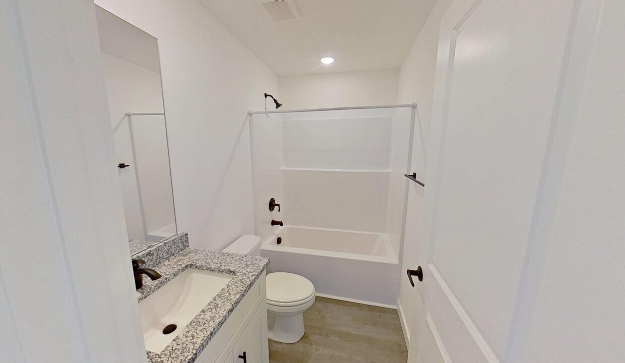 14-Catawba-Ave-B-Greenville-SC-29611-18