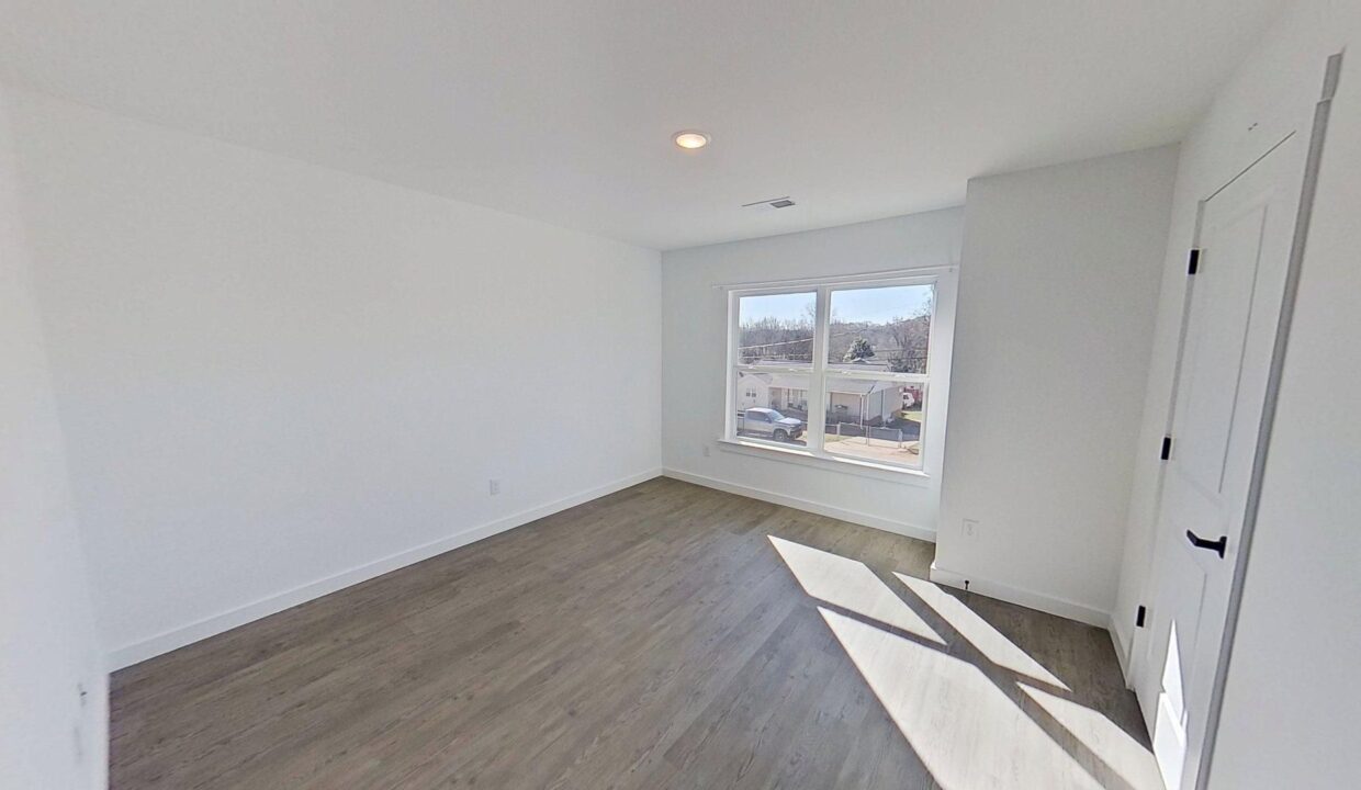 14-Catawba-Ave-B-Greenville-SC-29611-20