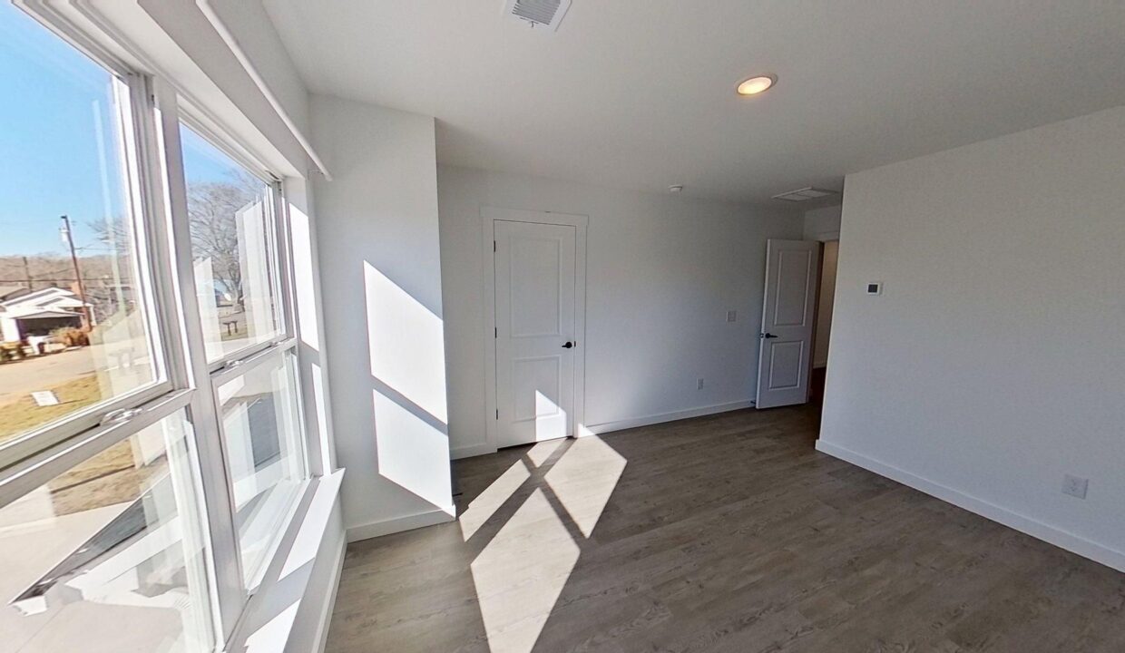 14-Catawba-Ave-B-Greenville-SC-29611-22